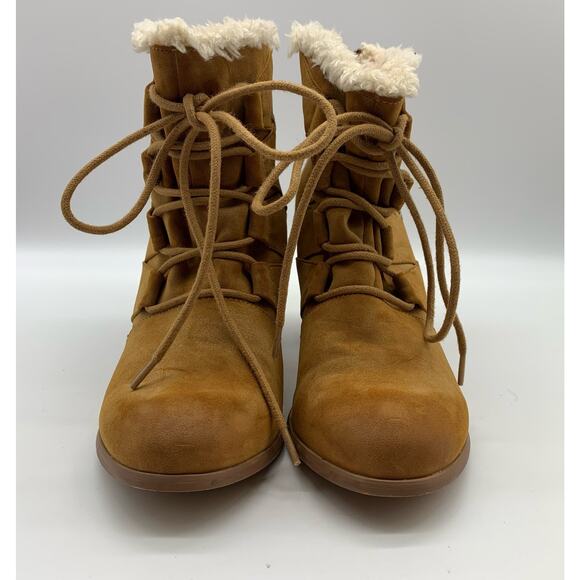 Not Rated Faux Fur Lined and Suede Brown Lace Front Zip Heel Boots Sz 8 - Picture 2 of 15